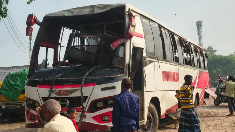 দৌলতদিয়ায় পদ্মায় বাসডুবির ঘটনায় তদন্ত প্রতিবেদন যাচ্ছে মন্ত্রিপরিষদে