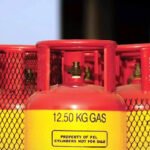 ১২ কেজি এলপি গ্যাসের দাম ৩৮৭ টাকা বাড়িয়ে ১ হাজার ৭২৮ টাকা নির্ধারণ