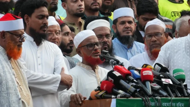 দেশের সাধারণ মানুষকে আর রাজপথে নামতে বাধ্য করবেন না: এ টি এম আজহারুল ইসলাম