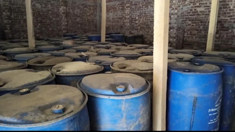 পাথরঘাটায় ৩৮ হাজার লিটার ডিজেল উদ্ধার, ব্যবসায়ীকে জরিমানা