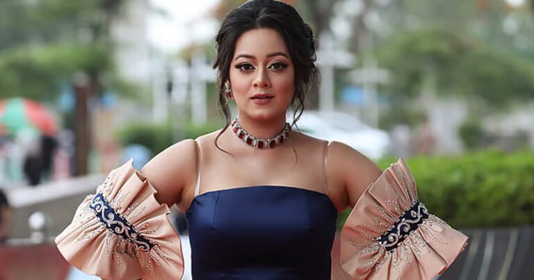 দীর্ঘ বিরতি ভেঙে ‘বিদায়’ সিনেমা নিয়ে বড় পর্দায় ফিরছেন দীঘি