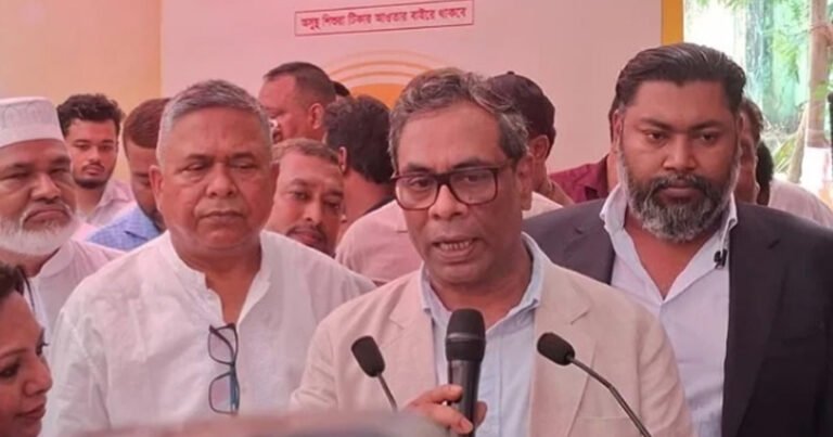 টিকাদান কর্মসূচিতে কোনো ঘাটতি রাখা হবে না: স্বাস্থ্য প্রতিমন্ত্রী