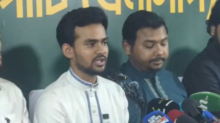 ২৪-এর অর্জন রক্ষা না করলে বড় পরিবর্তনের ইঙ্গিত আসিফ মাহমুদের