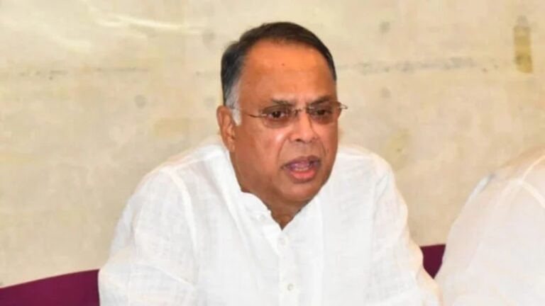 দেশে জ্বালানির পর্যাপ্ত মজুত আছে, এখনই দাম বাড়ছে না: জ্বালানিমন্ত্রী 