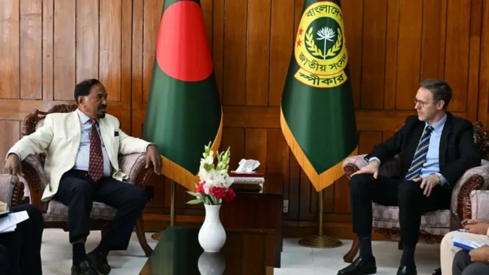 সংবিধানের প্রয়োজনীয় সংশোধনে সরকার খুবই উদার ও সচেষ্ট: স্পিকার