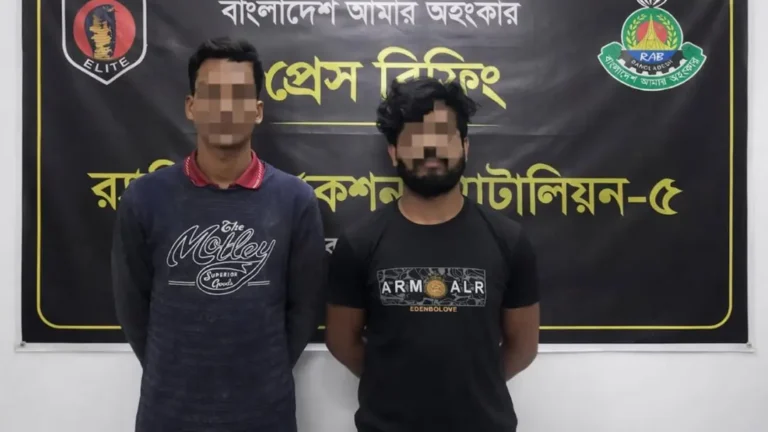 রাজশাহীতে সার্টিফিকেট জালিয়াতি চক্রের ২ সদস্য গ্রেপ্তার, সরঞ্জাম উদ্ধার