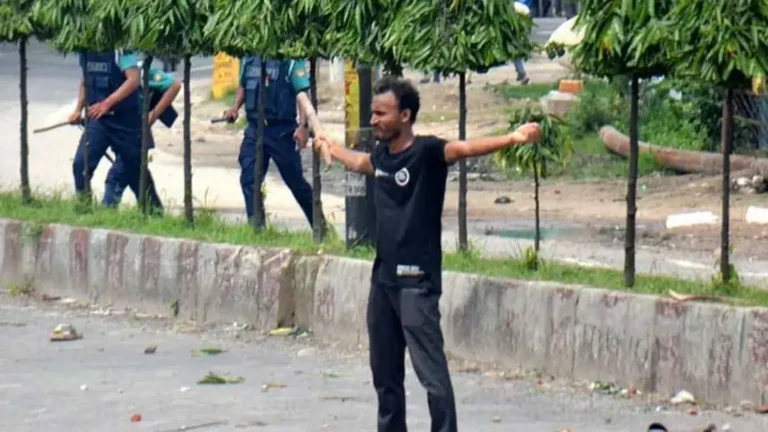 শহীদ আবু সাঈদ হত্যা মামলা: সাবেক উপাচার্য ও পুলিশ কর্মকর্তাসহ ২৮ জনের কারাদণ্ড