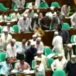 আপত্তি সত্ত্বেও বিল পাস, অধিবেশন থেকে বিরোধীদলের ওয়াকআউট