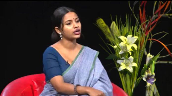 বিএনপির সংরক্ষিত নারী আসনে মনোনয়ন ফরম সংগ্রহ করলেন ফারজানা সিথী