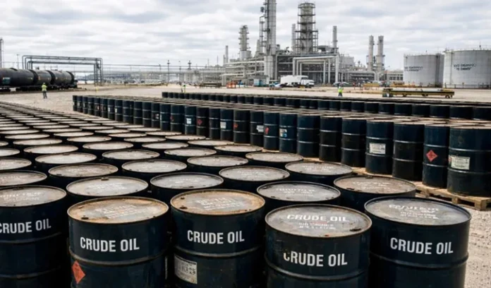 মার্কিন অবরোধের ঘোষণায় তেলের বাজারে অস্থিরতা