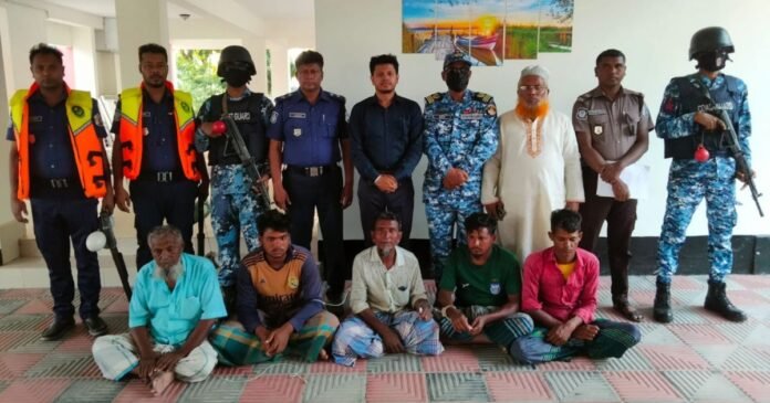 চাঁদপুরে জাটকা ধরার অপরাধে ৫ জেলের কারাদণ্ড