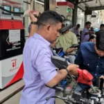 আজ থেকে জ্বালানি তেলের নতুন দাম কার্যকর