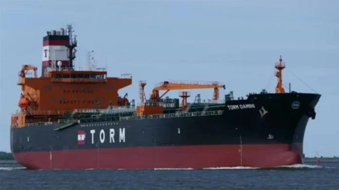 সৌদি আরব থেকে ১ লাখ টন অপরিশোধিত তেল আসছে