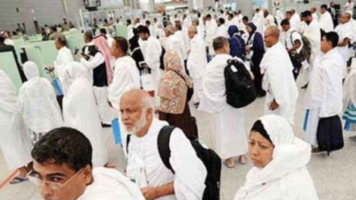 সৌদি পৌঁছেছেন ৩২৫৩২ জন বাংলাদেশি হজযাত্রী