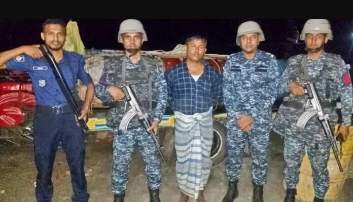 নৌবাহিনীর অভিযানে ৩ হাজার লিটার মজুত ডিজেলসহ আটক ১