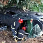 চট্টগ্রামের লোহাগাড়ায় মাইক্রোবাস খাদে পড়ে নিহত ৩, আহত ৫