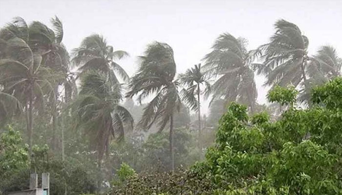 ঢাকাসহ দেশের ১৭ জেলায় ঝড়-বৃষ্টির পূর্বাভাস