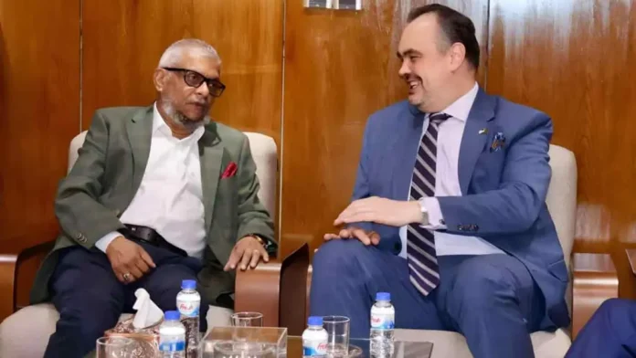 শ্রম আইন সংস্কার নিয়ে শ্রমমন্ত্রী ও মার্কিন রাষ্ট্রদূতের বৈঠক