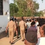 বিছানায় ৪ নাবালক ভাইবোনের রক্তাক্ত নিথর দেহ, মা পলাতক
