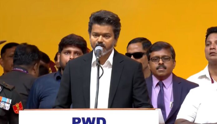 তামিলনাড়ুর মুখ্যমন্ত্রী হিসেবে শপথ নিলেন বিজয়