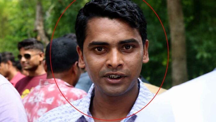 যশোরে পিকআপসহ গরুচোর আটক