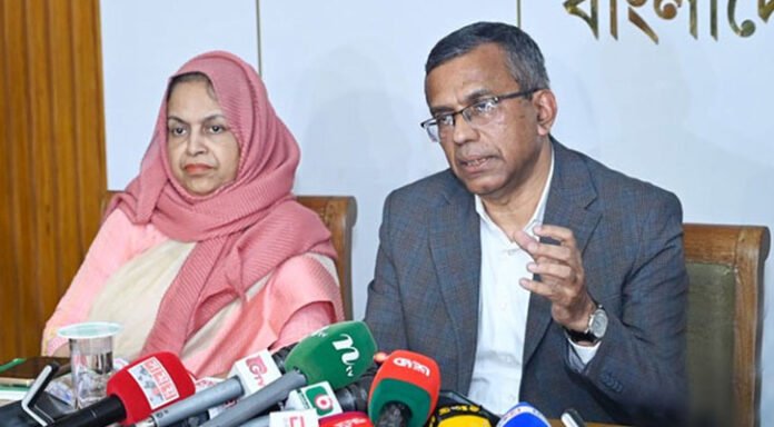 ব্যাংক খাতের ৫ লাখ কোটি টাকা চুরি হয়েছে: গভর্নর