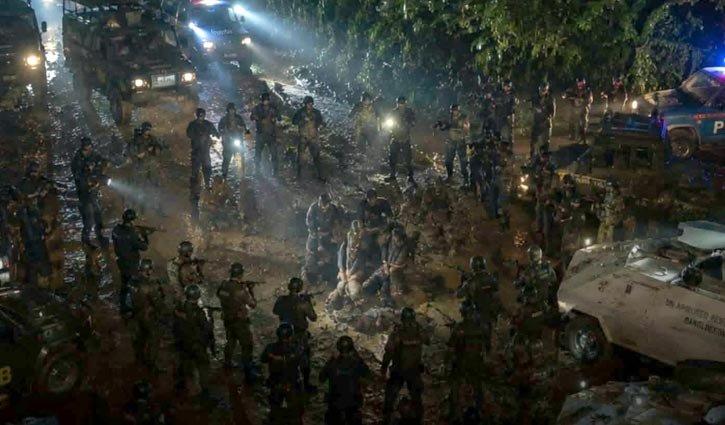 জঙ্গল সলিমপুরে র‍্যাবের ক্যাম্পে সন্ত্রাসীদের গুলি, যৌথ বাহিনীর অভিযান