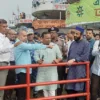 ঈদযাত্রায় মানুষ স্বস্তি ও নিরাপদে বাড়ি ফিরছে: সড়কমন্ত্রী