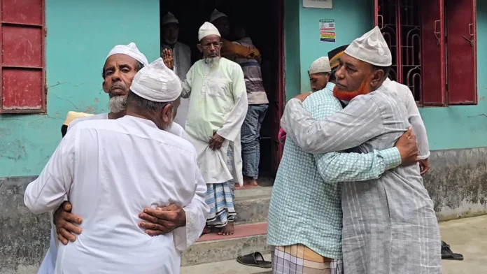 সৌদির সঙ্গে মিল রেখে বরগুনার ১৬ গ্রামে ঈদুল আজহা উদযাপিত
