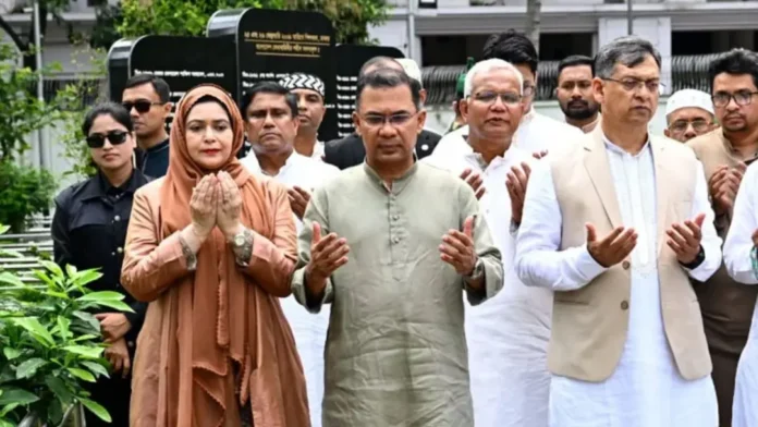 ঈদের দিনে বিডিআরের নিহত সেনাদের শ্রদ্ধা প্রধানমন্ত্রীর