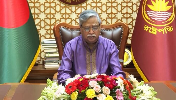 সমৃদ্ধ বাংলাদেশ বিনির্মাণে একযোগে কাজ করার আহ্বান রাষ্ট্রপতির