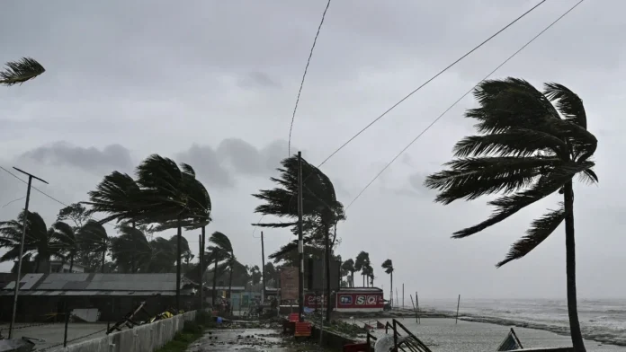 সন্ধ্যার মধ্যে যেসব জেলায় হতে পরে ঝড়