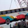 পদ্মায় ডুবে যাওয়া বাস উদ্ধার, হতাহতের ঘটনা ঘটেনি