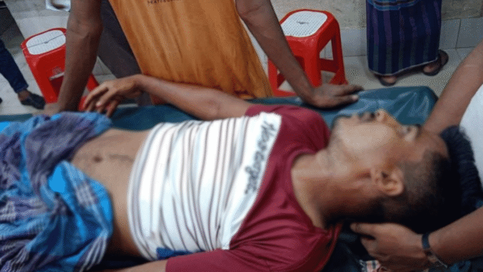 নোয়াখালীতে প্রকাশ্যে যুবককে গুলি