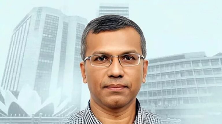 সম্মিলিত পাঁচ ব্যাংকের আমানতকারীদের যে বার্তা দিলেন গভর্নর