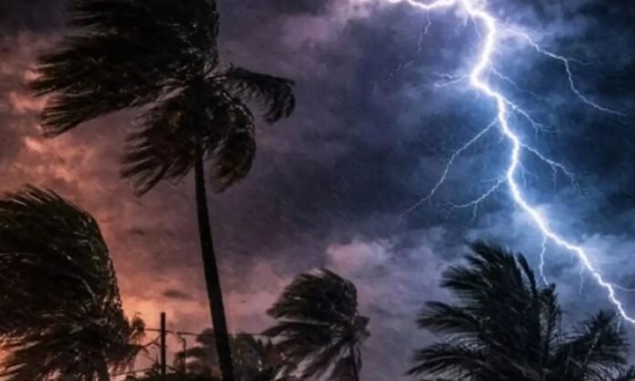 ১৭ অঞ্চলে ৬০ কিমি বেগে ঝড়ের আশঙ্কা