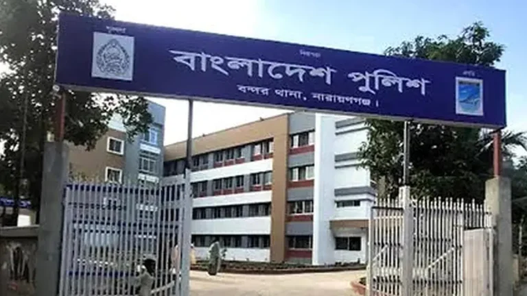 নারায়ণগঞ্জে বাসা থেকে নারীর গলাকাটা মরদেহ উদ্ধার, স্বামী পলাতক
