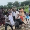 হ্যান্ডকাফসহ আসামিকে ছিনিয়ে নিল মাদক কারবারিরা