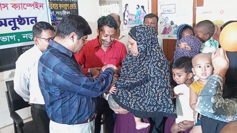 নড়াইলে ভিটামিন এ প্লাস ক্যাম্পেইনের উদ্বোধন