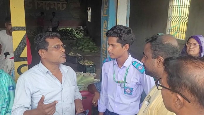 প্রতারণার শিকার ৭ এইচএসসি পরীক্ষার্থী বিশেষ ব্যবস্থায় দিল বাংলা ২য় পত্র পরীক্ষা