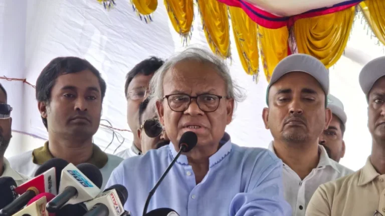 জোর করে নয়, নিরপেক্ষ নির্বাচনের মাধ্যমে ক্ষমতায় এসেছে সরকার: রিজভী