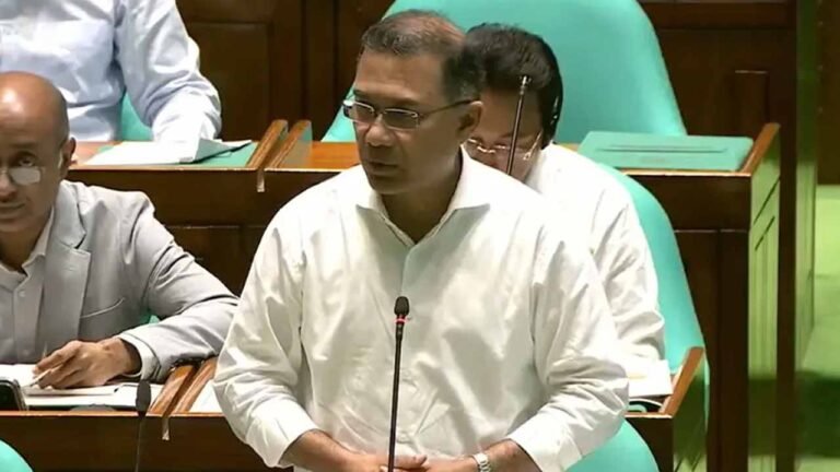 প্রযুক্তিনির্ভর কৃষি গড়ে তুলতে স্মার্ট প্রযুক্তির ব্যবহার বাড়াচ্ছে সরকার: সংসদে প্রধানমন্ত্রী