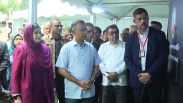 ঢামেকে ছাত্রী হোস্টেল নির্মাণকাজের ভিত্তিপ্রস্তর স্থাপন প্রধানমন্ত্রীর, রোপন করলেন দুটি চারা