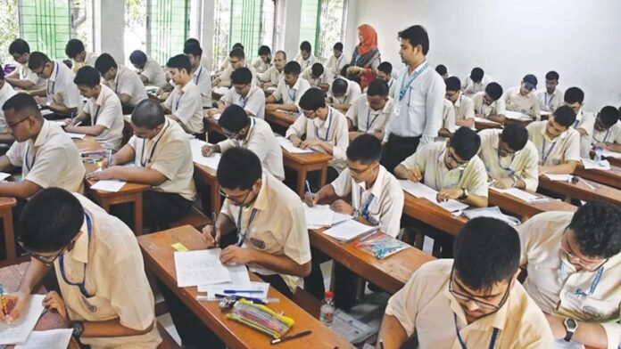 বন্যার কারণে ১৬ জুলাই পর্যন্ত চট্টগ্রাম বোর্ডের এইচএসসি পরীক্ষা স্থগিত