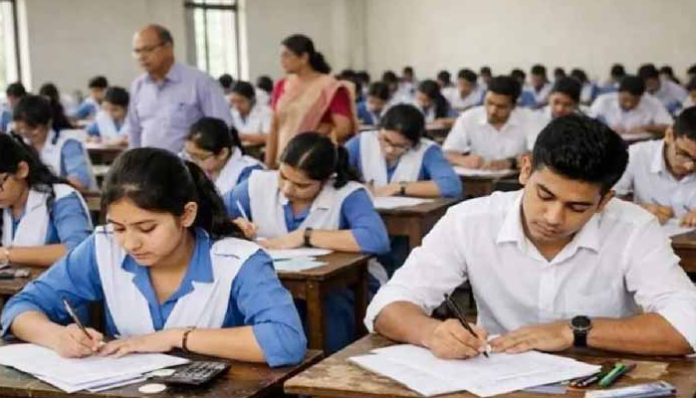 আন্দোলনের মধ্যেই এইচএসসি পরীক্ষা, অনুপস্থিত ২০ হাজারের বেশি