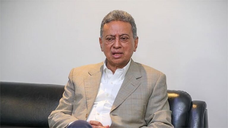 বন্যা পরবর্তী ত্রাণ বিতরণ-পুনর্বাসনে কাজ চলছে: অর্থমন্ত্রী