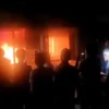 টিসিবির গোডাউনে অগ্নিকাণ্ড, ঝলসে যাওয়া ভ্যানচালকের মরদেহ উদ্ধার