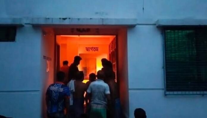 সাভারে কেমিক্যাল কারখানায় আগুন, আহত ৫