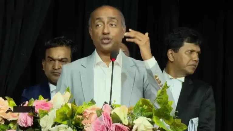 সাবেক রাষ্ট্রপতির বিরুদ্ধে ওঠা দুর্নীতির অভিযোগ সরকার পর্যালোচনা করছে: আইনমন্ত্রী