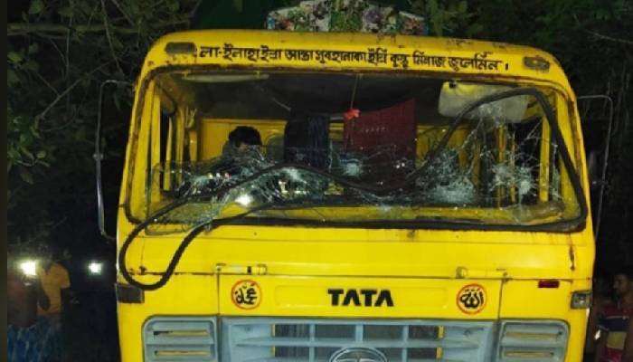 ট্রাকচাপায় প্রাণ গেলো একই পরিবারের তিনজনের